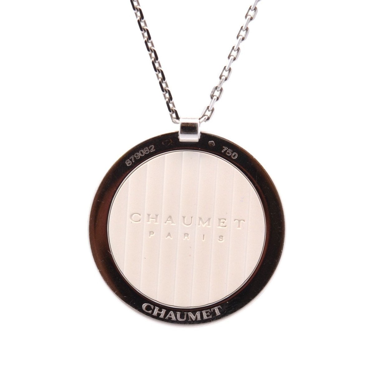 Collier Pendentif CHAUMET "Class One" en or blanc, émail et diamants - Castafiore