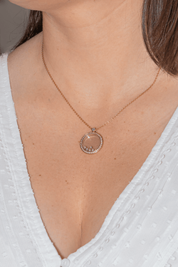 Collier Pendentif CHOPARD "Happy Diamonds Icons" en or rose, saphir et diamants - Castafiore