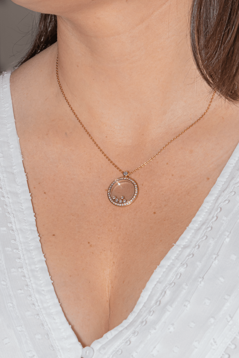 Collier Pendentif CHOPARD "Happy Diamonds Icons" en or rose, saphir et diamants - Castafiore