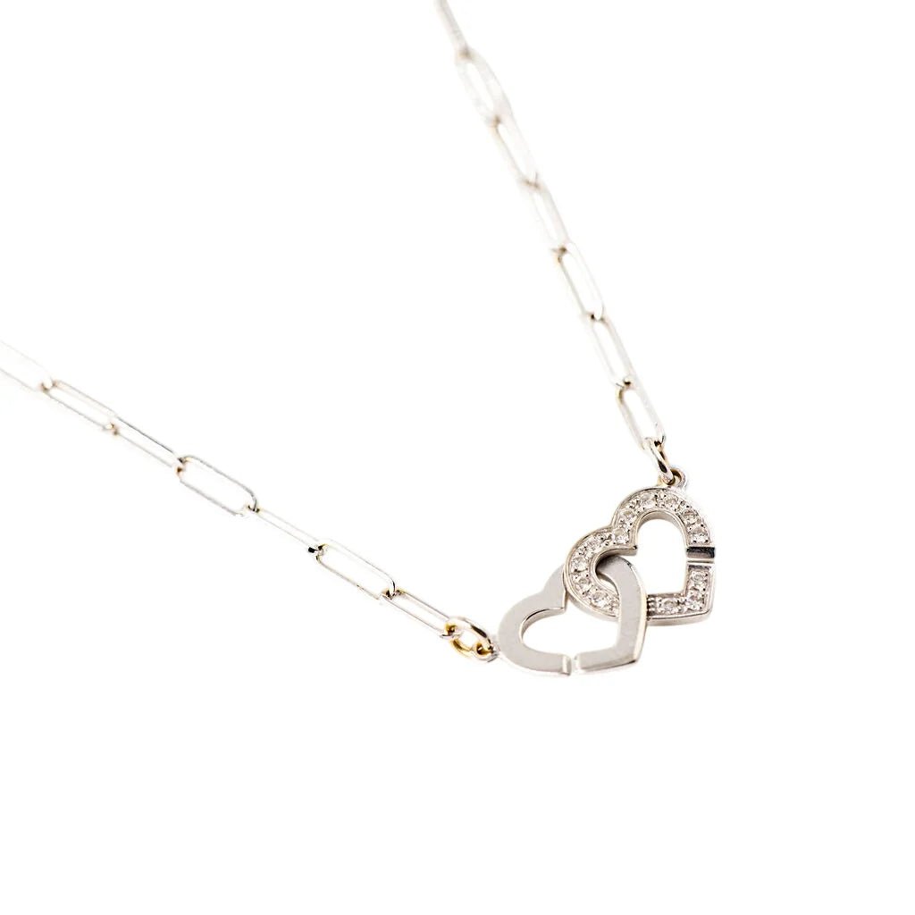 Collier Pendentif DINH VAN "Menottes Double Coeurs R9" en or blanc et diamants - Castafiore