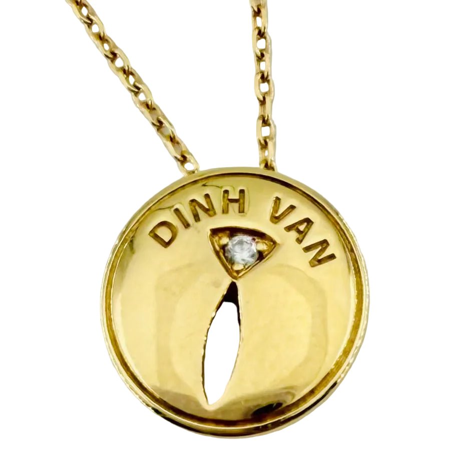 Collier Pendentif DINH VAN "Punaise" en or jaune et diamant - Castafiore
