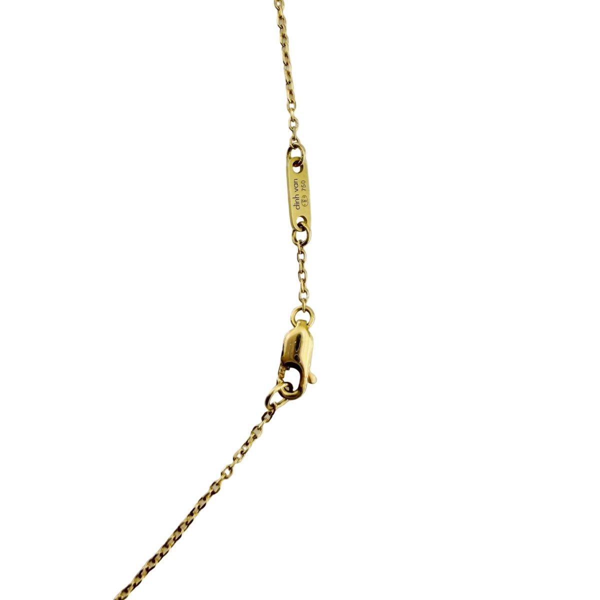 Collier Pendentif DINH VAN "Punaise" en or jaune et diamant - Castafiore