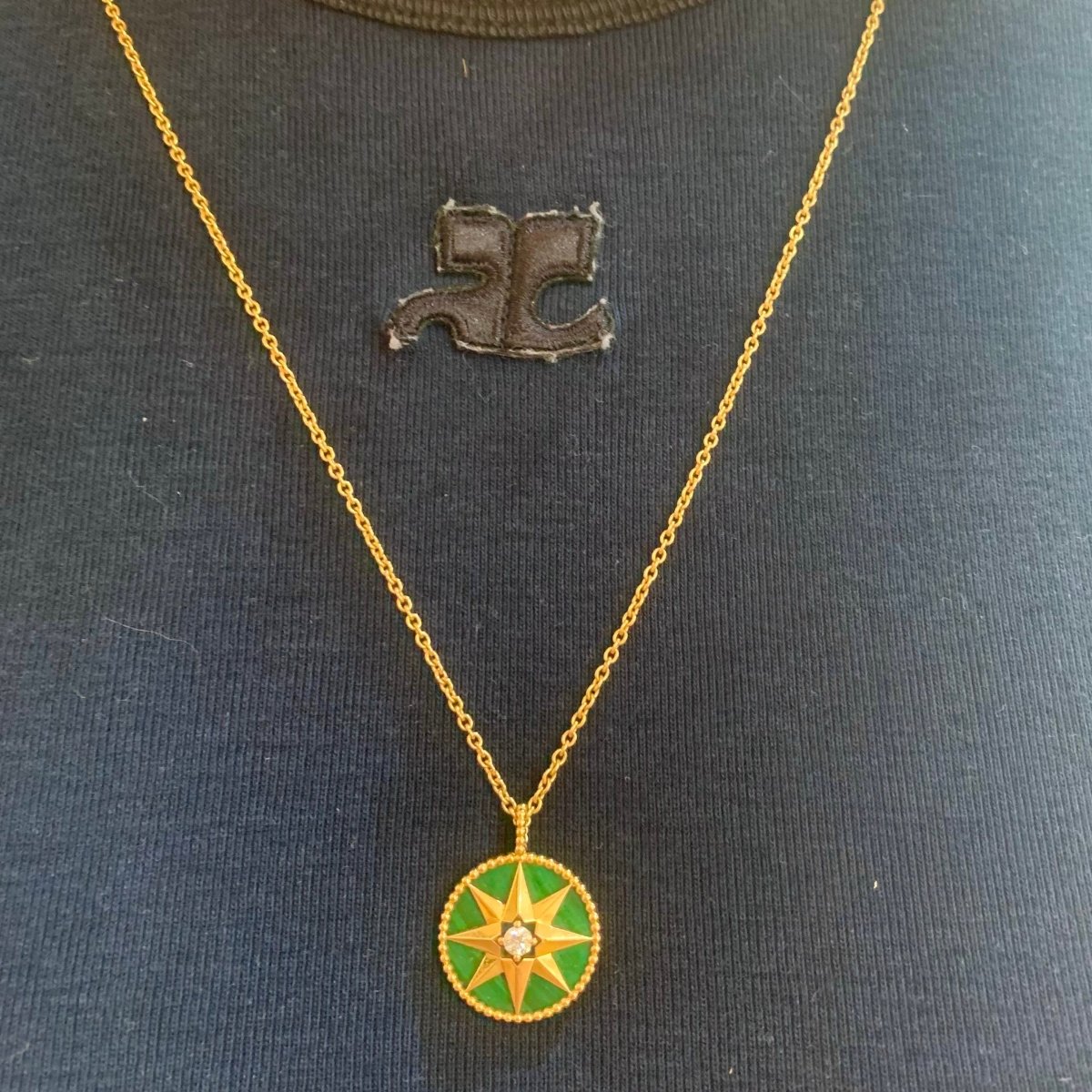 Collier Pendentif DIOR "Rose des Vents" MM en or jaune, malachite et diamant - Castafiore
