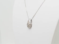 Collier pendentif dôme en or blanc et diamants - Castafiore