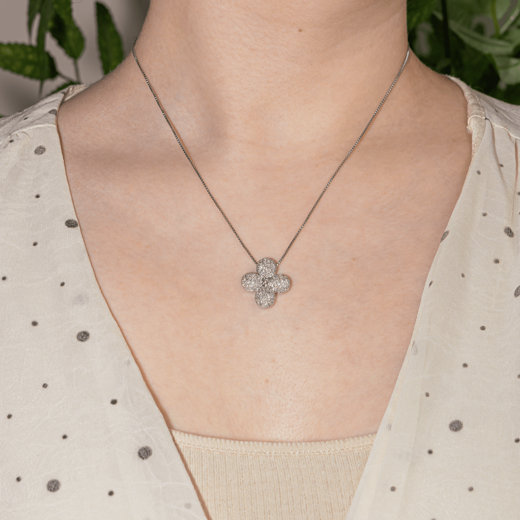 Collier Pendentif en or blanc et diamants - Castafiore