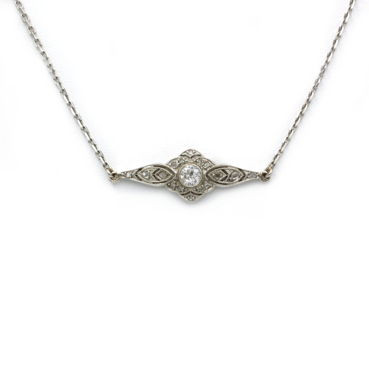 Collier Pendentif en or blanc et diamants - Castafiore