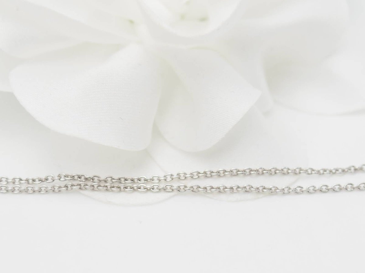Collier pendentif en or blanc et diamants - Castafiore