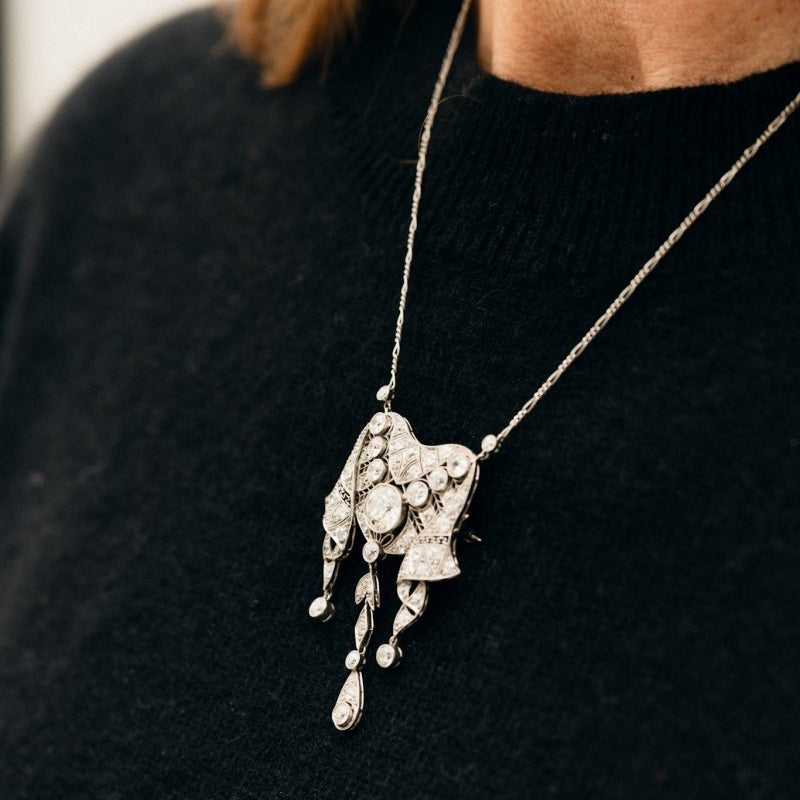 Collier pendentif en or blanc et diamants - Castafiore