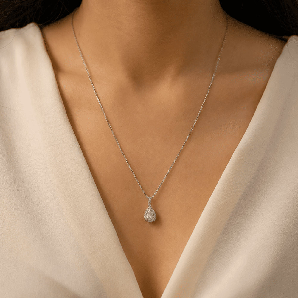 Collier Pendentif en or blanc et diamants - Castafiore