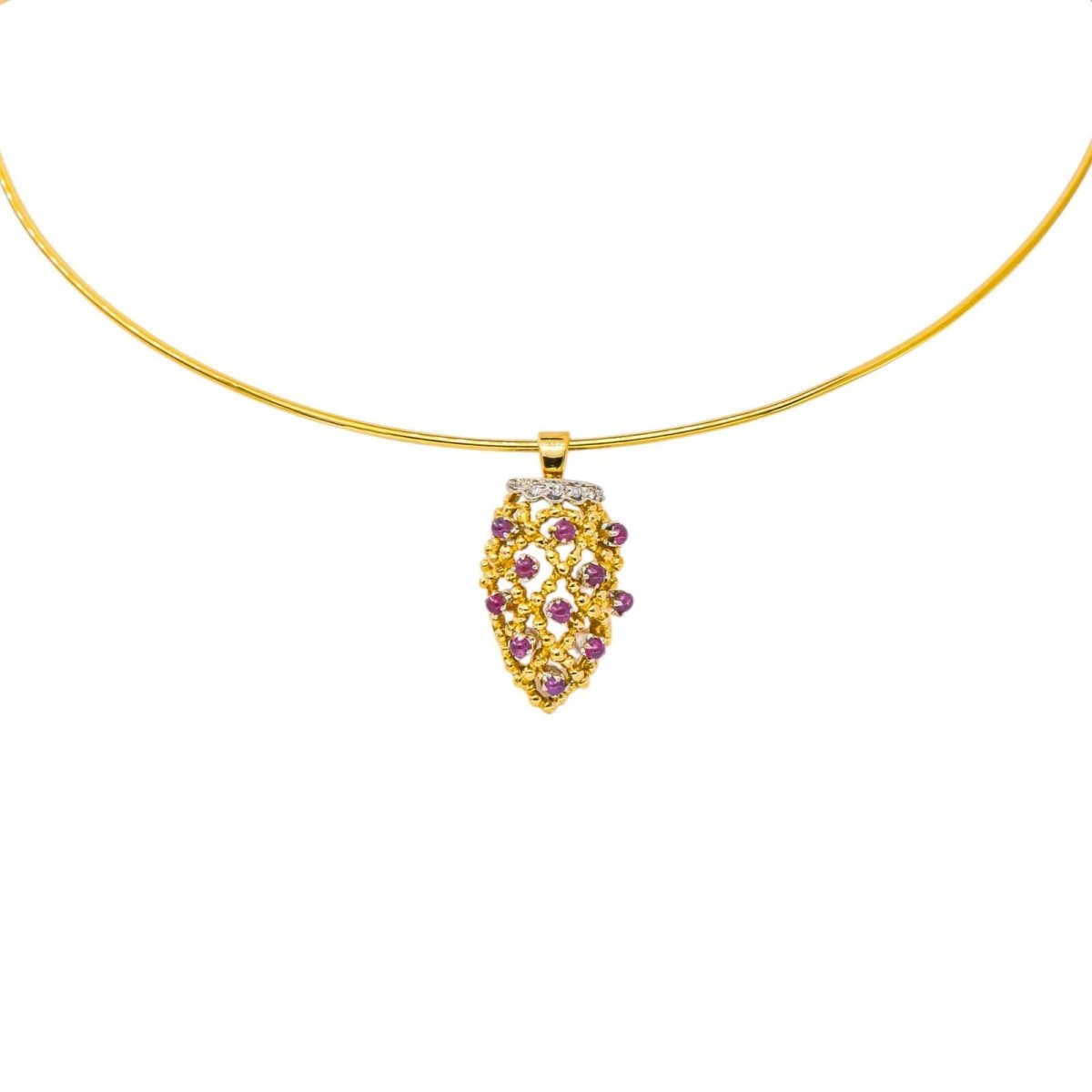 Collier Pendentif en or blanc, or jaune, rubis et diamants - Castafiore
