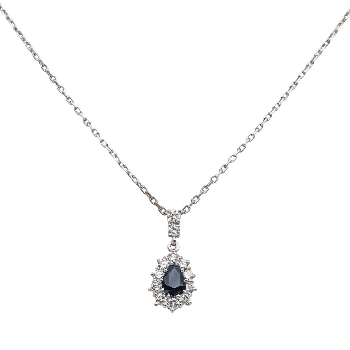 Collier Pendentif en or blanc, saphir et diamants - Castafiore
