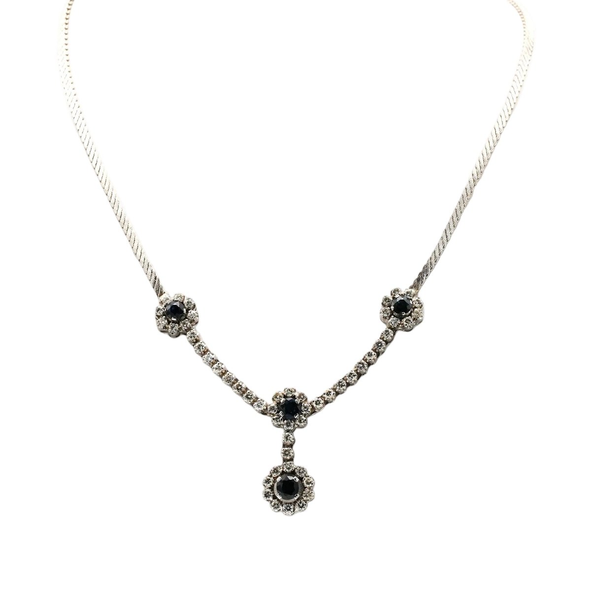Collier Pendentif en or blanc, saphirs et diamants - Castafiore