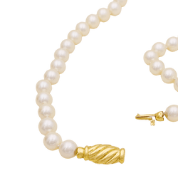 Collier Pendentif en or jaune, camée, onyx, perles et saphir - Castafiore