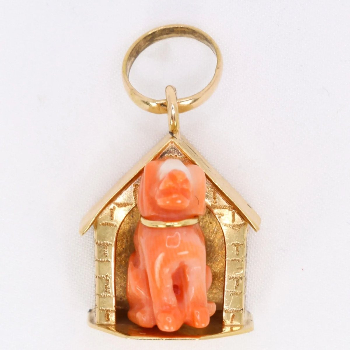 Collier Pendentif en or jaune et corail - Castafiore