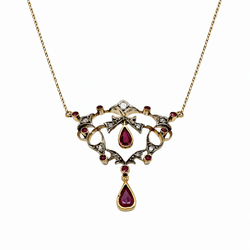 Collier Pendentif en or jaune, platine, rubis et diamants - Castafiore