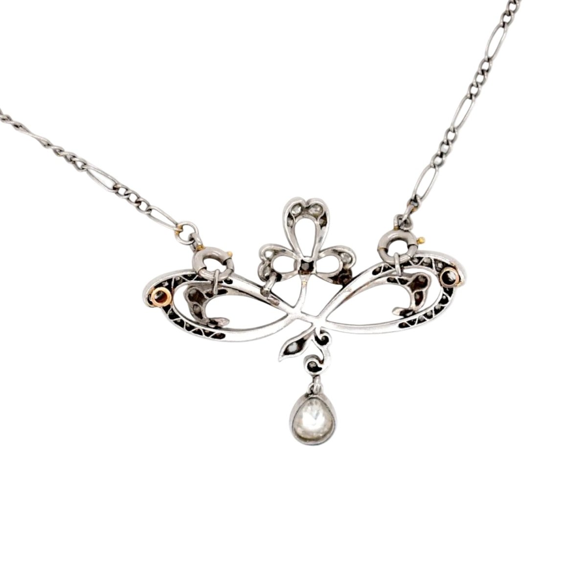Collier Pendentif en platine et diamants - Castafiore
