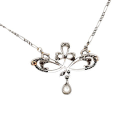 Collier Pendentif en platine et diamants - Castafiore