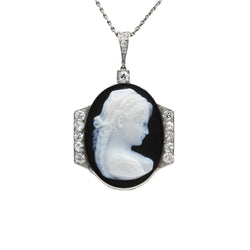 Collier Pendentif en platine, onyx et diamants - Castafiore