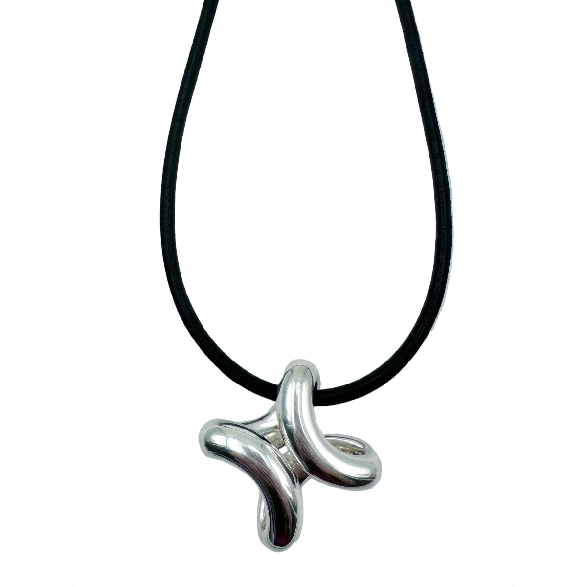 Collier Pendentif HERMÈS "Lima" en argent - Castafiore