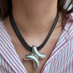 Collier Pendentif HERMÈS "Lima" en argent - Castafiore