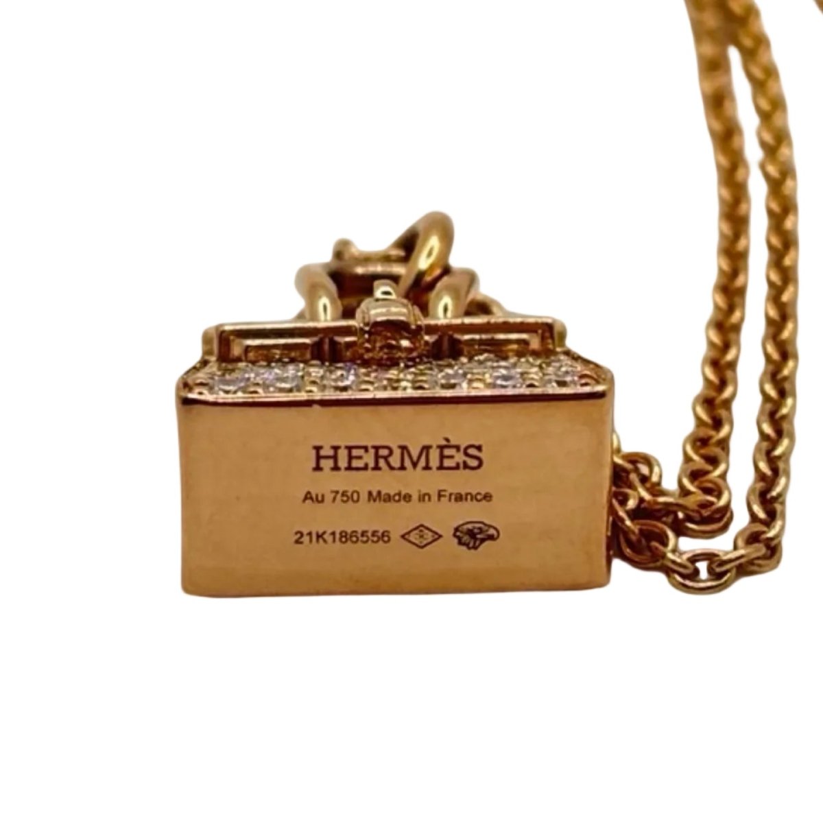 Collier Pendentif HERMÈS "Sac Birkin" en or rose et diamants - Castafiore