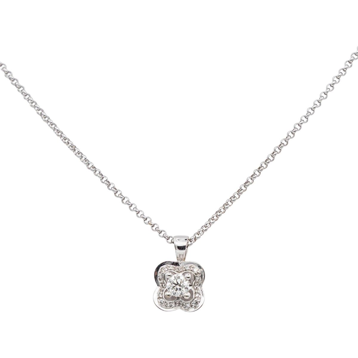 Collier Pendentif MAUBOUSSIN "Chance of Love" en or blanc et diamants - Castafiore