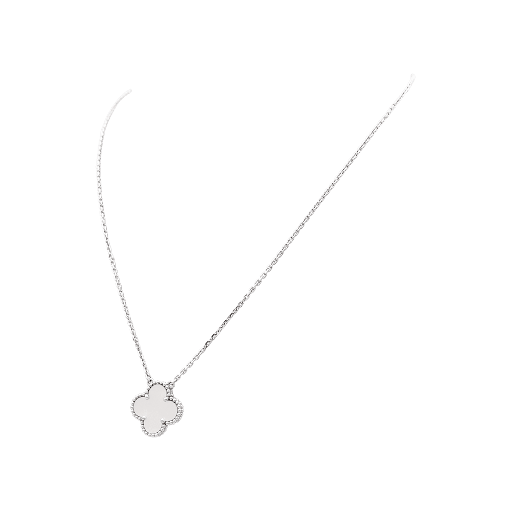 Collier Pendentif VAN CLEEF & ARPELS "Alhambra" en or blanc et nacre - Castafiore