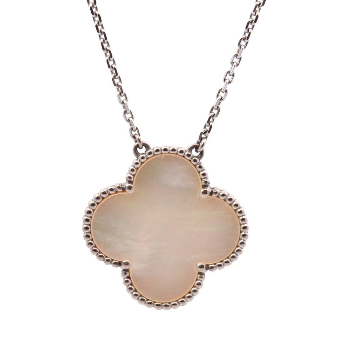 Collier Pendentif VAN CLEEF & ARPELS "Alhambra" en or jaune et nacre - Castafiore