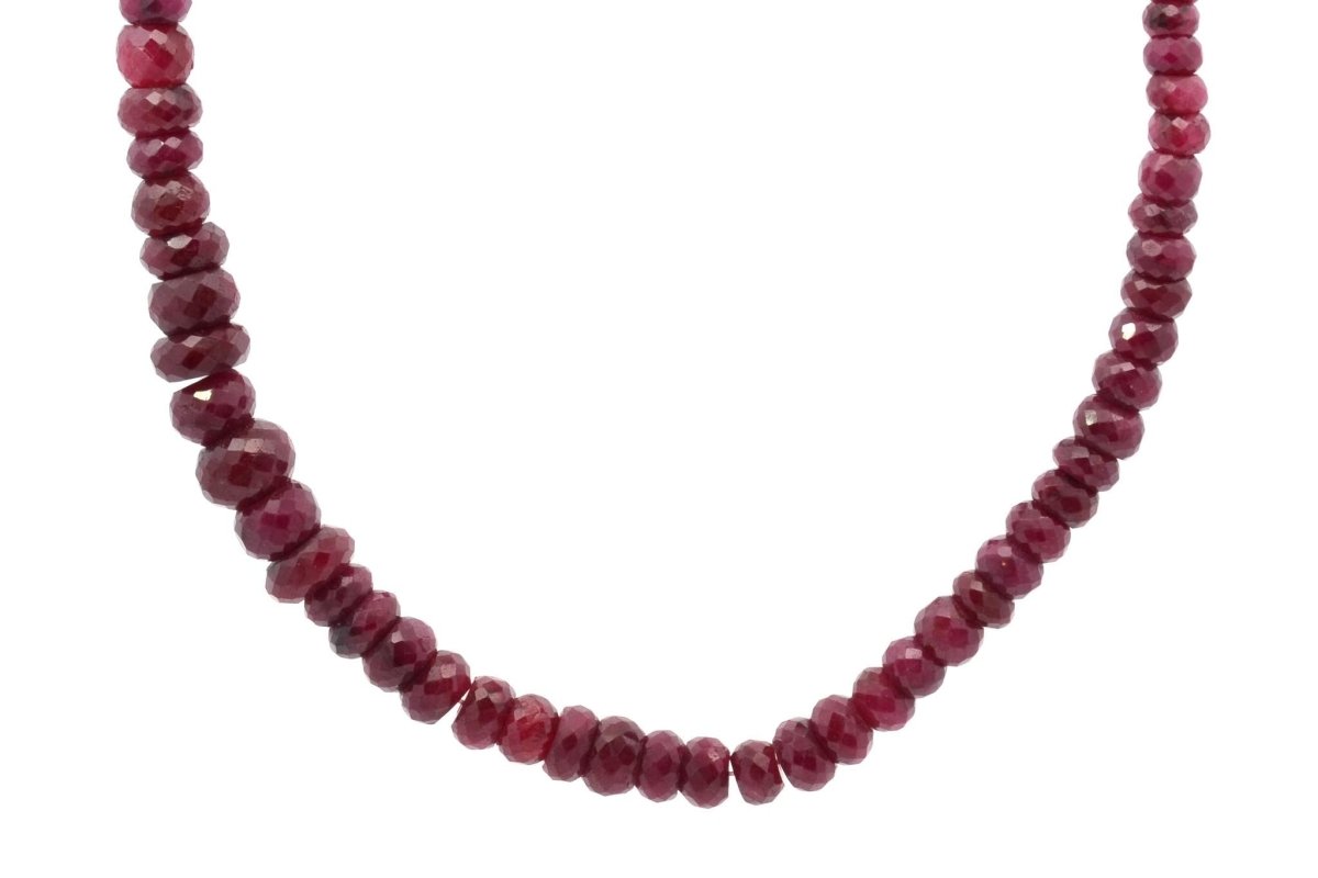 Collier perles de rubis facettés - Castafiore