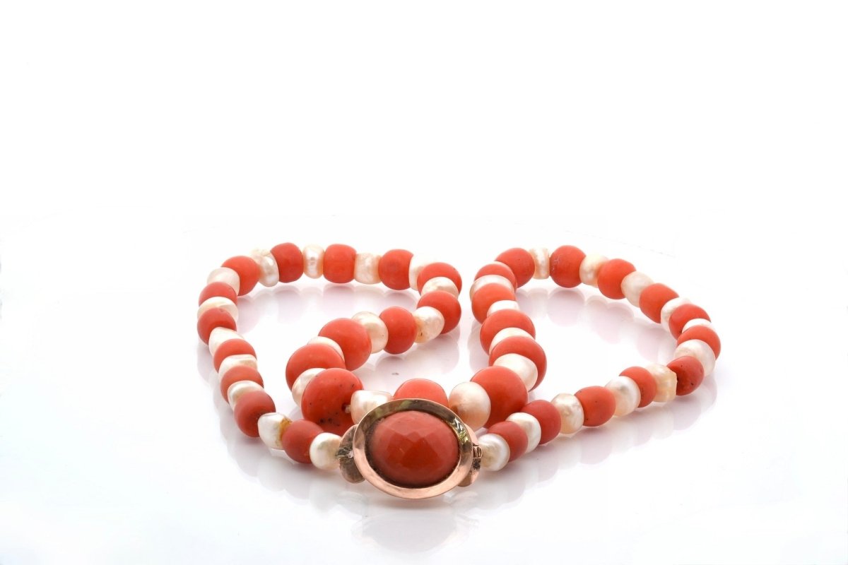 Collier perles fines et corail en or jaune - Castafiore