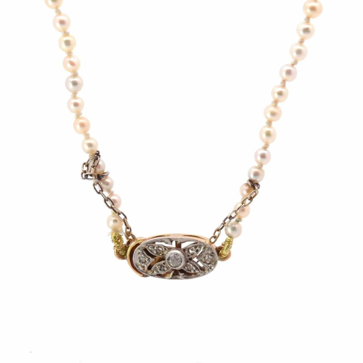 Collier perles fines et fermoir diamants en or 18k - Castafiore