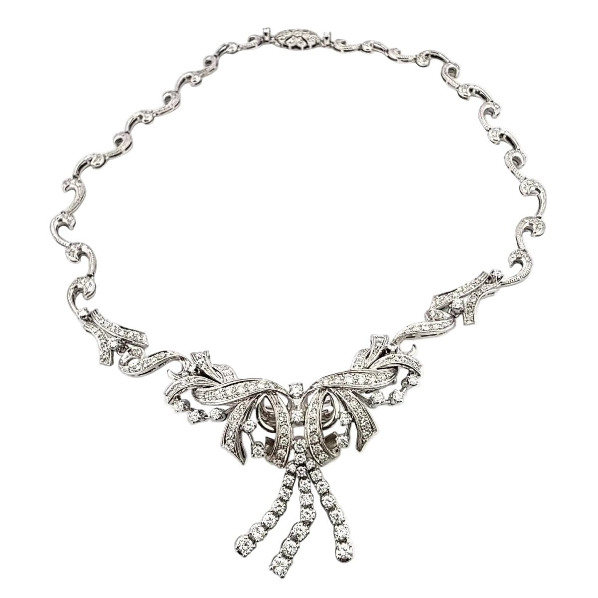 Collier Plastron en or blanc et diamants - Castafiore