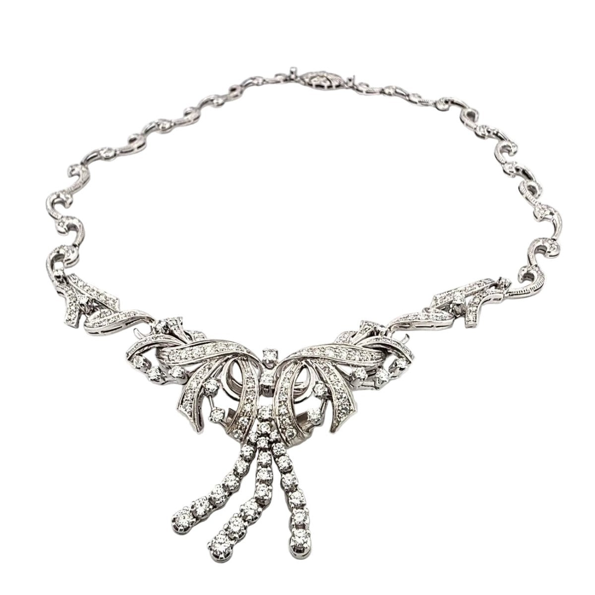 Collier Plastron en or blanc et diamants - Castafiore