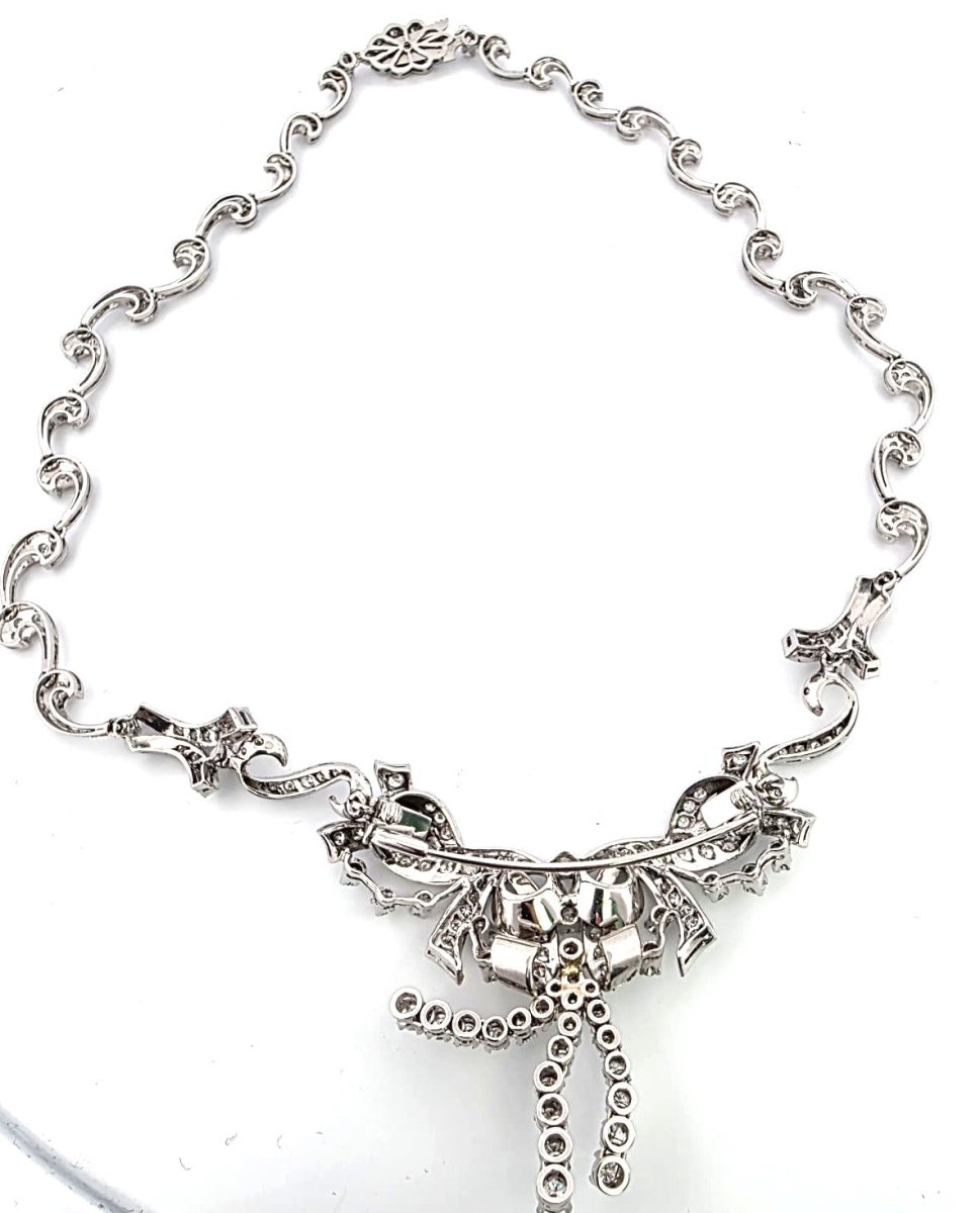Collier Plastron en or blanc et diamants - Castafiore