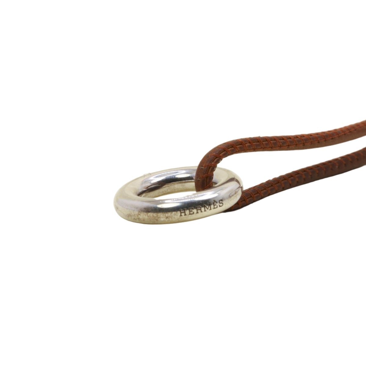 Collier Ras de Cou HERMÈS "Glenan" en argent et cuir marron - Castafiore