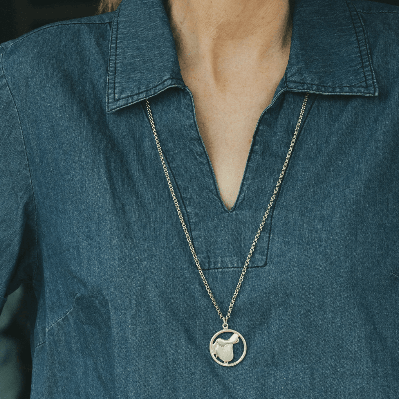 Collier Sautoir HERMÈS en argent