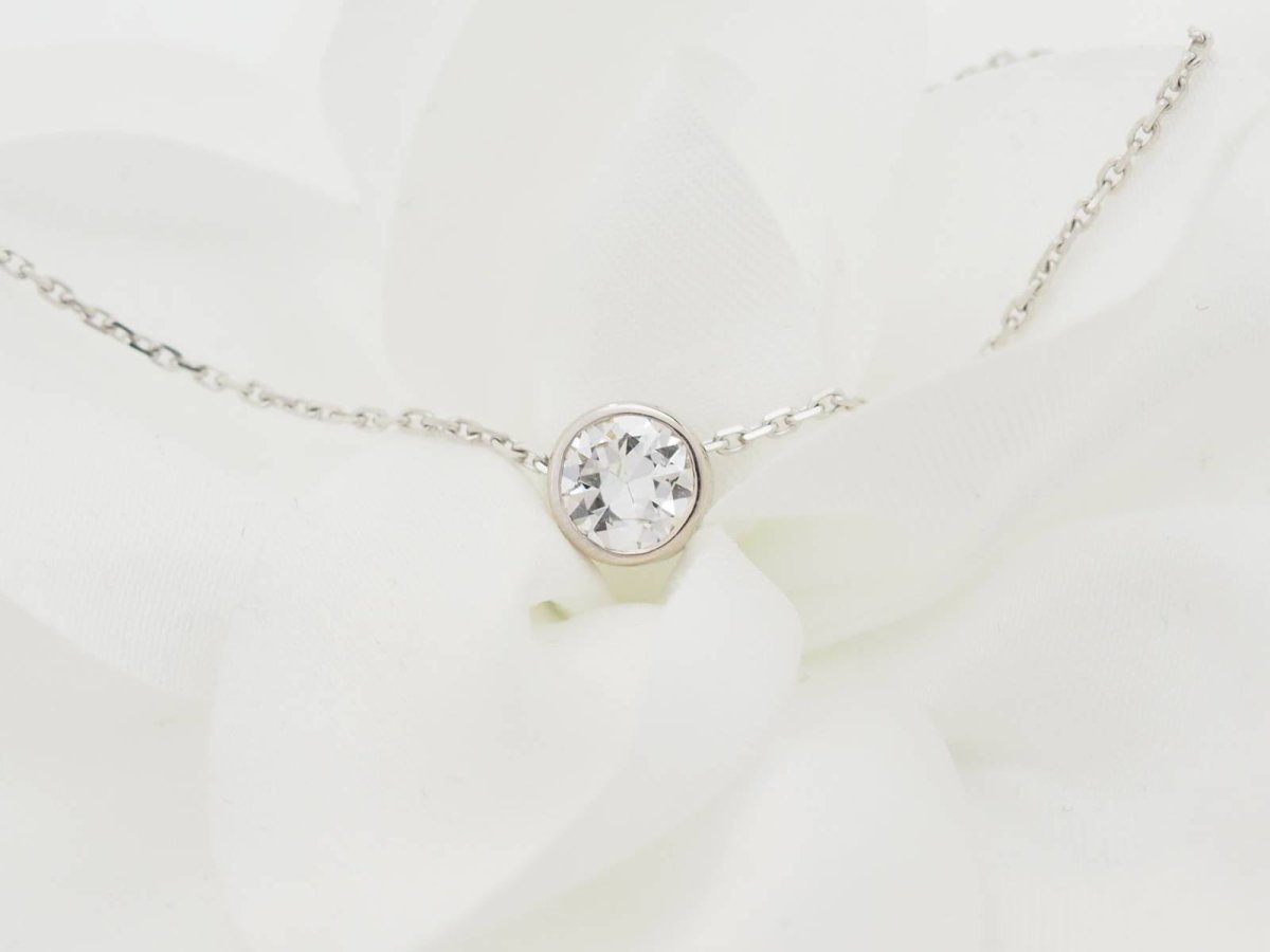 Collier solitaire en or blanc et diamant 0.77ct - Castafiore