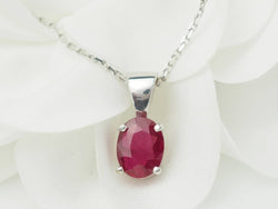 Collier solitaire en or blanc et rubis 2,12ct - Castafiore