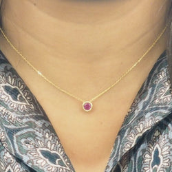 Collier solitaire en or jaune et rubis - Castafiore