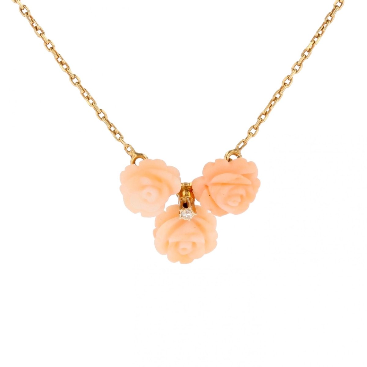 Collier trio de roses en or jaune et corail peau d'ange et diamant - Castafiore