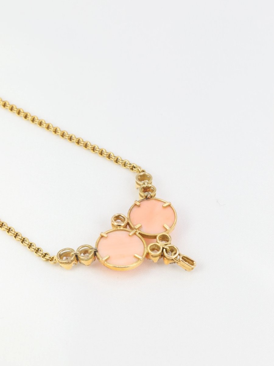 Collier vintage en or, corail et diamants taille ancienne - Castafiore