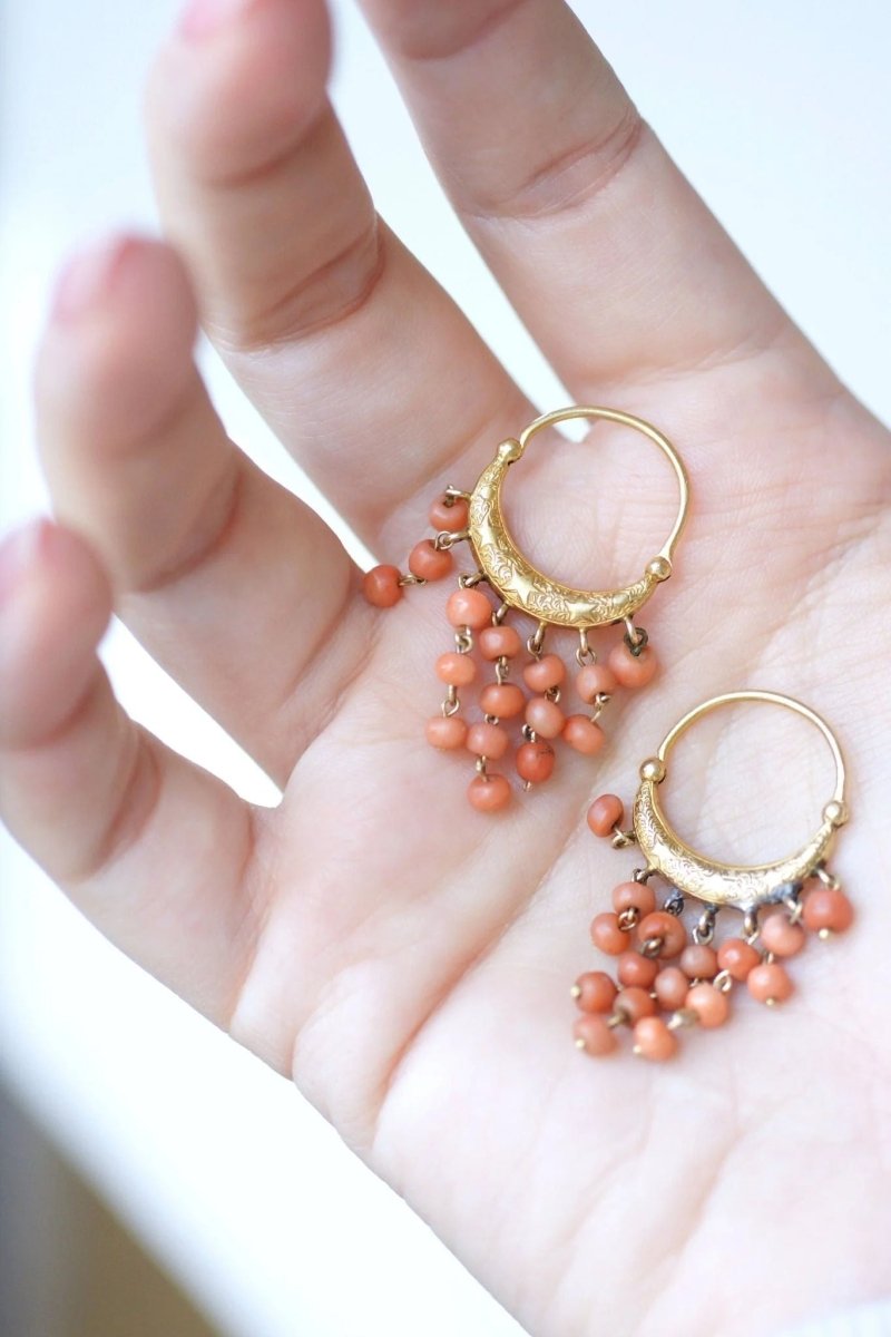 Créoles anciennes or et corail - Castafiore