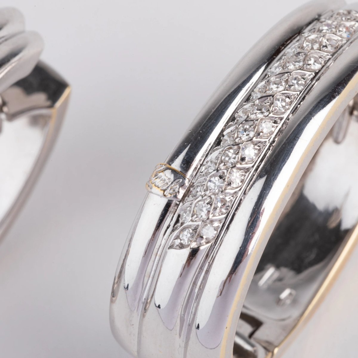 Créoles en diamants sur or gris - Castafiore