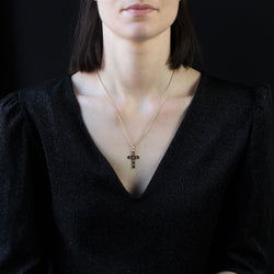 Croix ANCIENNE Diamants et rubis en or jaune - Castafiore