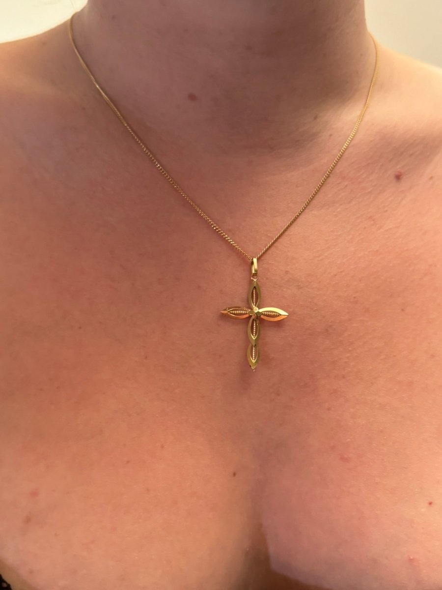 Croix En Or Jaune - Castafiore