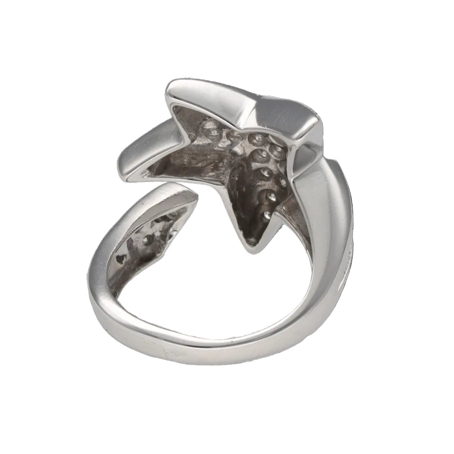 Bague Pavée en or blanc et diamants