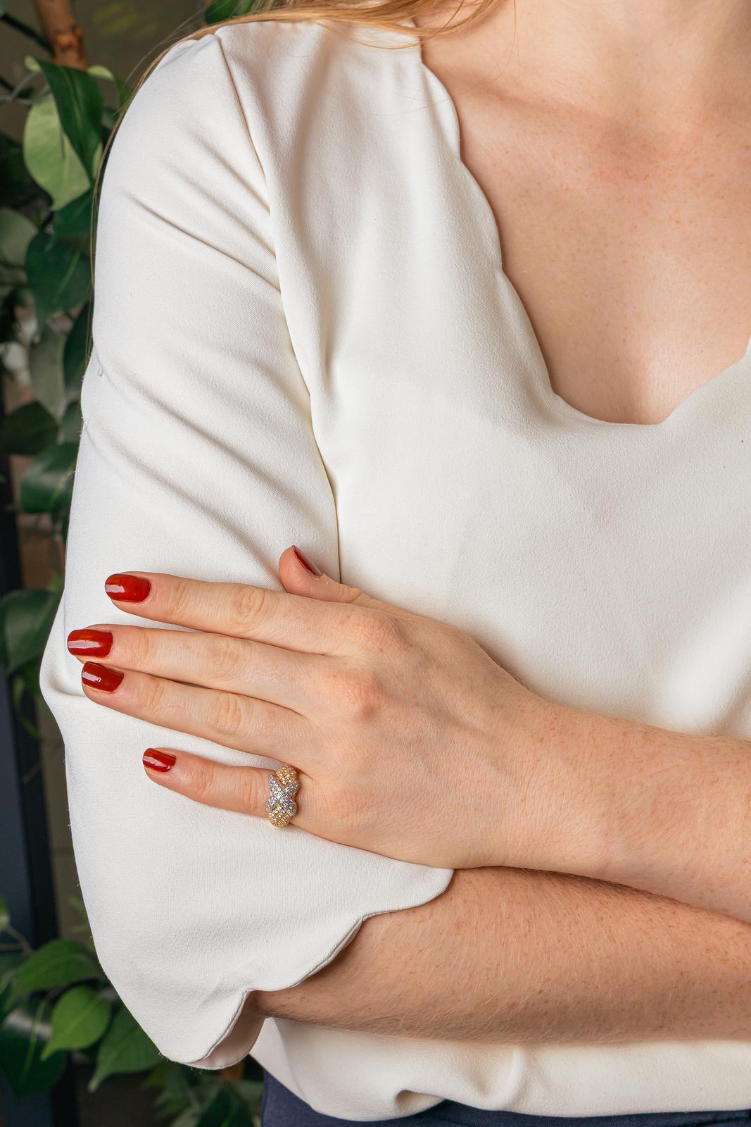 Bague  Jonc  Or jaune  Diamant