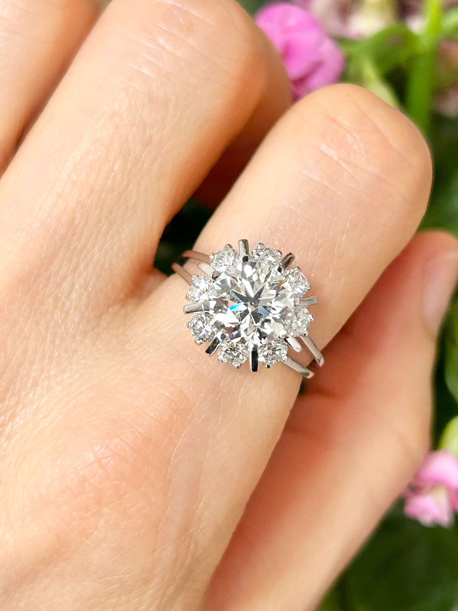 Bague Marguerite en platine et diamants