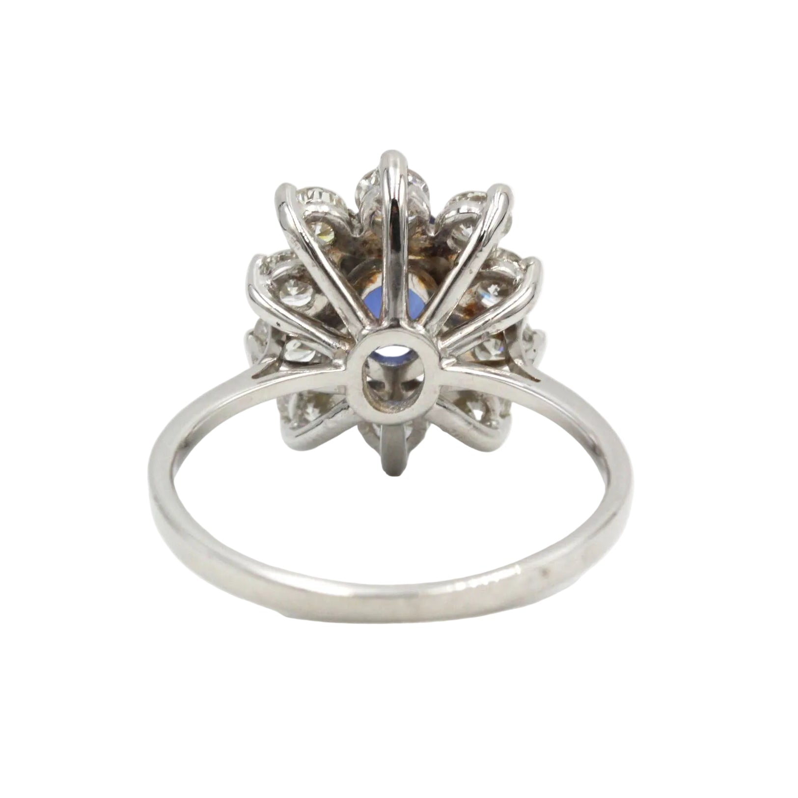 Bague Marguerite en or blanc, saphir et diamants