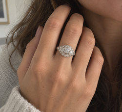 Bague Dôme en platine et diamants